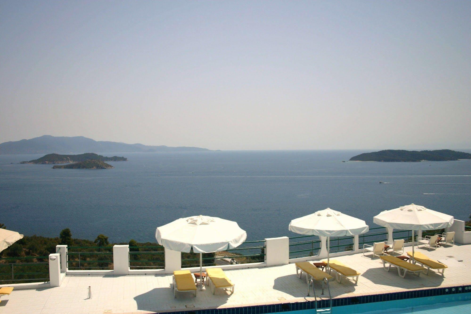 Skiathos Club Hotel & Suites Vasilias  Buitenkant foto